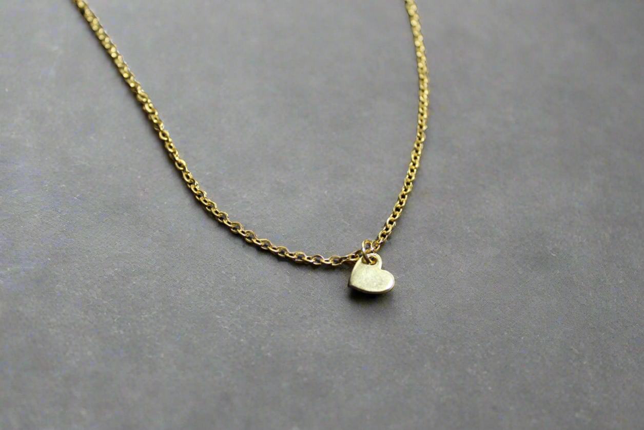 Dainty Gold Heart Necklace